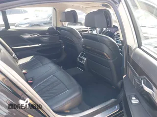 2022 BMW 7 Series 740i with VIN WBA7T2C02NCH73426, listed as a IAAI auction lot 42641007 with 49,300 mi miles and . Bid and sale history available at DreamBid. Image 8.