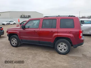 2017 Jeep Patriot Sport z VIN 1C4NJPBB0HD201718, wystawiony jako IAAI lot #41614102 z przebiegiem 88 194 mil mil oraz . Historia ofert i sprzedaży dostępna na DreamBid. Obrazek 15.