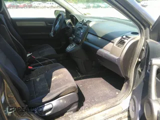 2011 Honda CR-V SE with VIN 5J6RE4H44BL048653, listed as a IAAI auction lot 41546504 with 208,297 mi miles. Bid and sale history available at carsss.com. Image 5.