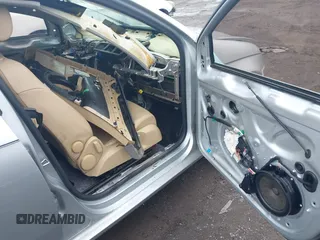 2010 Volkswagen Jetta TDI с VIN 3VWAL7AJ6AM082663, выставлен на аукционе IAAI как лот 42337155 с пробегом Не указан миль и . История ставок и продаж доступна на DreamBid. Изображение 5.