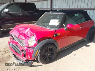 2014 MINI Convertible с VIN WMWZN3C59ET569675, выставлен на аукционе IAAI как лот 42378842 с пробегом 70 352 миль миль и . История ставок и продаж доступна на DreamBid. Изображение 16.