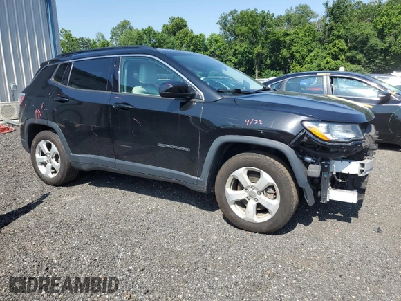 2017 Jeep Compass Latitude with VIN 3C4NJCBB1HT658590, listed as a Copart auction lot 60962925 with 140,352 mi miles and Salvage title. Bid and sale history available at DreamBid. Image 4.