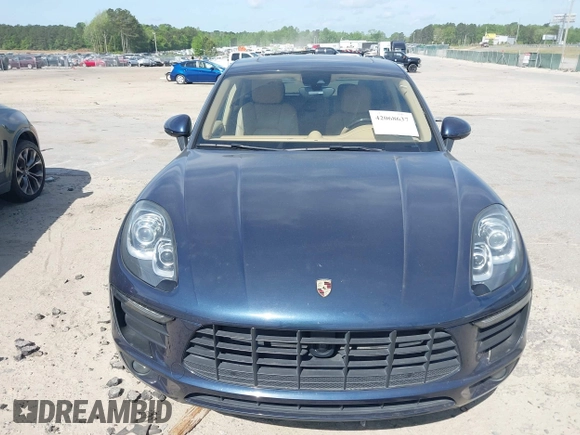2015 Porsche Macan S with VIN WP1AB2A55FLB67075, listed as a IAAI auction lot 42068637 with 148,068 mi miles. Bid and sale history available at carsss.com. Image 21.