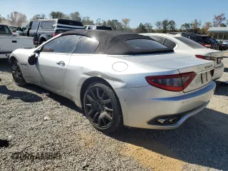 2011 Maserati GranTurismo Convertible with VIN ZAM45KMA8B0055179, listed as a Copart auction lot 77372874 with 31,203 mi miles and Salvage Title. Bid and sale history available at carsss.com. Image 2.