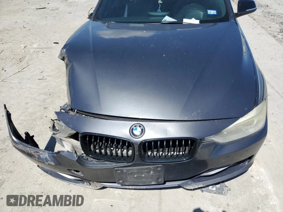 2012 BMW 3 Series 328i z VIN WBA3A5C58CF349372, wystawiony jako Copart lot #74259184 z przebiegiem Nie podano mil oraz Szkoda całkowita • Salvage title. Historia ofert i sprzedaży dostępna na DreamBid. Obrazek 11.