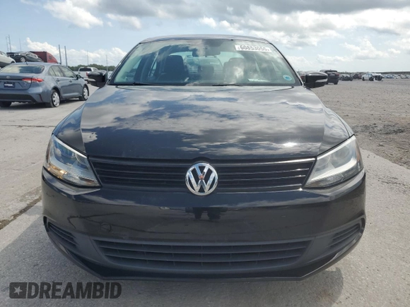 2012 Volkswagen Jetta SE with VIN 3VWDX7AJ3CM338441, listed as a Copart auction lot 60853055 with 151,075 mi miles and Salvage title. Bid and sale history available at DreamBid. Image 5.