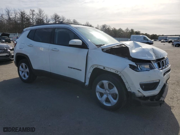 2018 Jeep Compass Latitude with VIN 3C4NJDBB1JT435946, listed as a Copart auction lot 45376585 with 29,144 mi miles and Salvage Title. Bid and sale history available at carsss.com. Image 4.