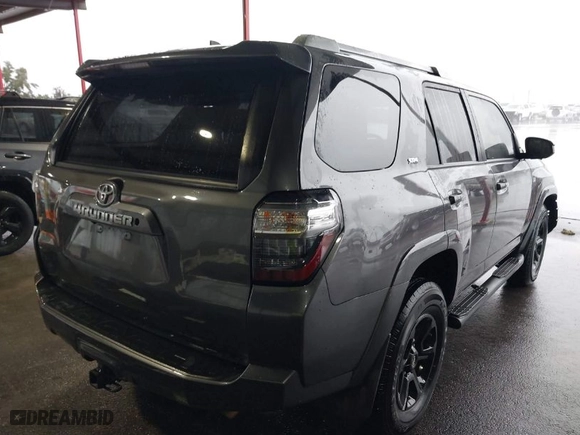 2018 Toyota 4Runner SR5 with VIN JTEZU5JR8J5170306, listed as a IAAI auction lot 41554154 with 63,030 mi miles. Bid and sale history available at carsss.com. Image 4.