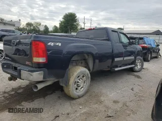 2008 GMC Sierra 2500HD SLT z VIN 1GTHK29648E119149, wystawiony jako Copart lot #73395794 z przebiegiem 98 656 mil mil oraz Szkoda całkowita • Salvage title. Historia ofert i sprzedaży dostępna na DreamBid. Obrazek 3.