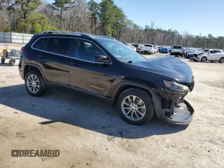 2019 Jeep Cherokee Latitude Plus with VIN 1C4PJLLB4KD202281, listed as a Copart auction lot 48633225 with 153,366 mi miles and Salvage Title. Bid and sale history available at DreamBid. Image 4.