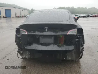 2024 Tesla Model Y с VIN 7SAYGDED9RF195941, выставлен на аукционе Copart как лот 58372205 с пробегом 12 289 миль миль и Списание • Salvage title. История ставок и продаж доступна на DreamBid. Изображение 6.