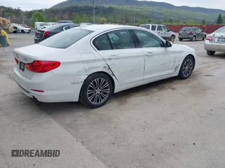 2019 BMW 5 Series 530i xDrive with VIN WBAJA7C54KWW17660, listed as a IAAI auction lot 42112929 with 66,000 mi miles and . Bid and sale history available at carsss.com. Image 4.