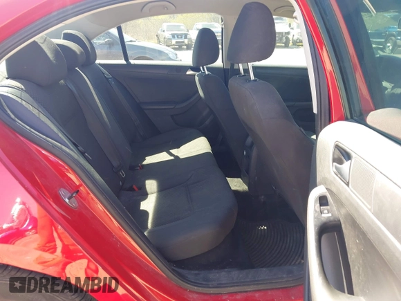 2014 Volkswagen Jetta S z VIN 3VW2K7AJ6EM305345, wystawiony jako IAAI lot #42222726 z przebiegiem 113 350 mil mil oraz . Historia ofert i sprzedaży dostępna na DreamBid. Obrazek 8.