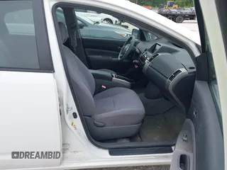 2006 Toyota Prius with VIN JTDKB20U567529834, listed as a IAAI auction lot 42119723 with 209,638 mi miles. Bid and sale history available at carsss.com. Image 5.