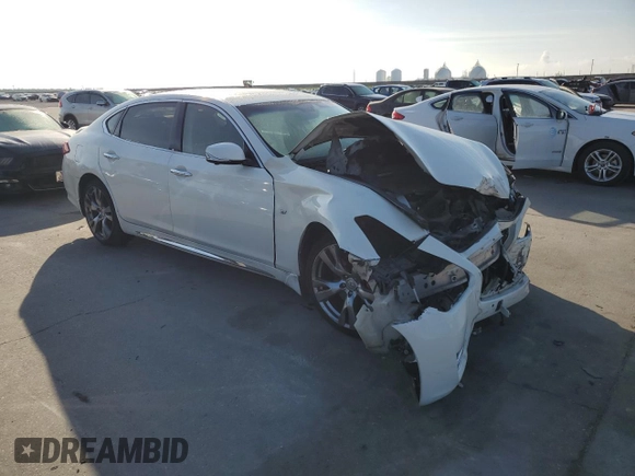 2015 Infiniti Q70 z VIN JN1BY1PP8FM600344, wystawiony jako Copart lot #58033645 z przebiegiem 113 653 mil mil oraz Szkoda całkowita • Salvage title. Historia ofert i sprzedaży dostępna na DreamBid. Obrazek 4.