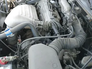 2001 Toyota Camry LE z VIN 4T1BG22K31U043493, wystawiony jako IAAI lot #42986379 z przebiegiem 213 223 mil mil oraz . Historia ofert i sprzedaży dostępna na DreamBid. Obrazek 18.