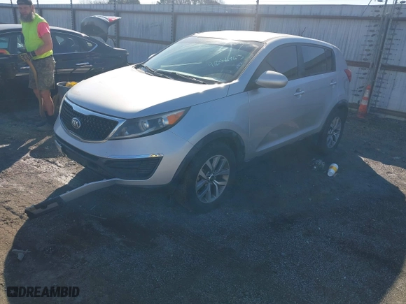 2016 Kia Sportage LX with VIN KNDPB3AC2G7794844, listed as a IAAI auction lot 41656963 with 100,418 mi miles. Bid and sale history available at carsss.com. Image 19.