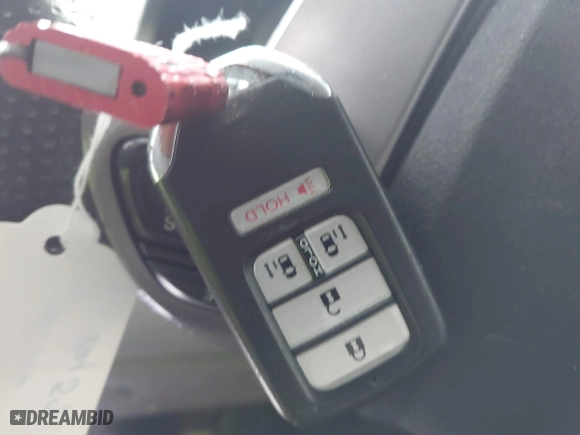 2016 Honda Odyssey SE with VIN 5FNRL5H32GB155946, listed as a IAAI auction lot 41590237 with 140,167 mi miles. Bid and sale history available at carsss.com. Image 11.