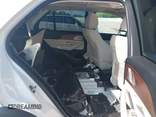 2022 Mercedes-Benz GLE 350 with VIN 4JGFB4JB8NA757625, listed as a IAAI auction lot 42425819 with 27,003 mi miles and . Bid and sale history available at DreamBid. Image 8.