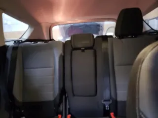 2016 Ford Escape SE с VIN 1FMCU9G93GUB16401, выставлен на аукционе Copart как лот 42805925 с пробегом 201 391 миль миль и Списание • Salvage title. История ставок и продаж доступна на DreamBid. Изображение 10.