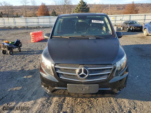 2018 Mercedes-Benz Metris Passenger Van with VIN WD4PG2EEXJ3404973, listed as a Copart auction lot 81458874 with 117,446 mi miles and Clean Title. Bid and sale history available at carsss.com. Image 5.