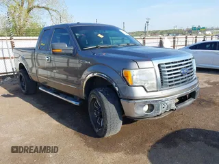 2012 Ford F-150 XL with VIN 1FTEX1CM3CFA86153, listed as a IAAI auction lot 42043944 with 189,218 mi miles. Bid and sale history available at carsss.com. Image 1.