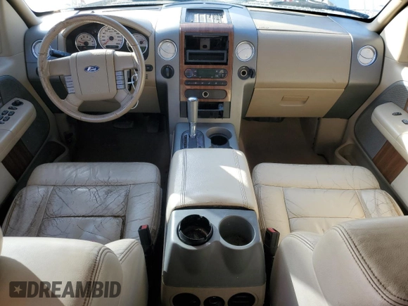 2004 Ford F-150 XLT with VIN 1FTPW14564KC55156, listed as a Copart auction lot 85316484 with 254,120 mi miles and Clean title. Bid and sale history available at DreamBid. Image 8.