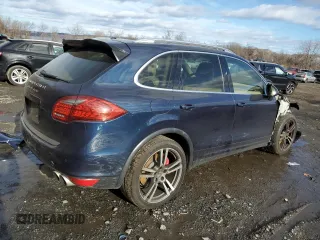 2012 Porsche Cayenne Turbo z VIN WP1AC2A29CLA83629, wystawiony jako Copart lot #83067994 z przebiegiem Nie podano mil oraz Szkoda całkowita • Salvage title. Historia ofert i sprzedaży dostępna na DreamBid. Obrazek 3.