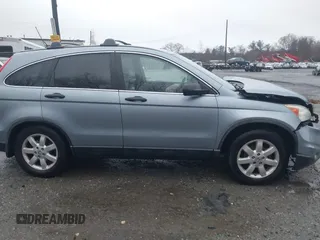 2011 Honda CR-V SE with VIN 5J6RE4H48BL040068, listed as a IAAI auction lot 41069413 with 127,766 mi miles. Bid and sale history available at carsss.com. Image 13.