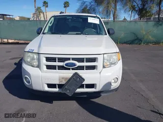 2009 Ford Escape Hybrid with VIN 1FMCU49349KA19086, listed as a IAAI auction lot 41704934 with 91,047 mi miles. Bid and sale history available at carsss.com. Image 6.
