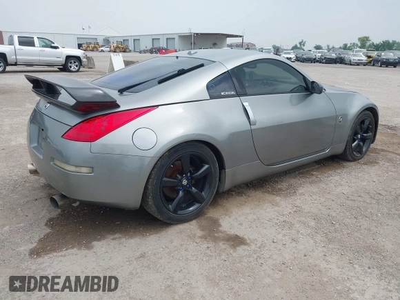 2006 Nissan 350Z Touring z VIN JN1AZ34D16M305097, wystawiony jako IAAI lot #42236936 z przebiegiem 183 291 mil mil oraz . Historia ofert i sprzedaży dostępna na DreamBid. Obrazek 4.