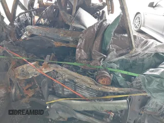 1999 Chevrolet Tahoe Z71 z VIN 1GNEK13R3XJ455517, wystawiony jako IAAI lot #39726972 z przebiegiem Nie podano mil oraz . Historia ofert i sprzedaży dostępna na DreamBid. Obrazek 10.