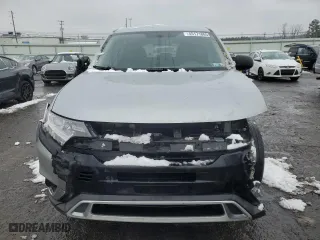2020 Mitsubishi Outlander ES with VIN JA4AD2A31LZ009202, listed as a Copart auction lot 45171865 with 125,726 mi miles and Salvage Title. Bid and sale history available at carsss.com. Image 5.