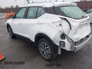 2023 Nissan Kicks SV with VIN 3N1CP5CVXPL523961, listed as a IAAI auction lot 41916449 with 43,455 mi miles. Bid and sale history available at carsss.com. Image 3.