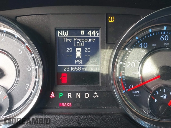 2012 Chrysler Town & Country Touring with VIN 2C4RC1BG0CR212650, listed as a IAAI auction lot 41447272 with 231,658 mi miles. Bid and sale history available at carsss.com. Image 7.