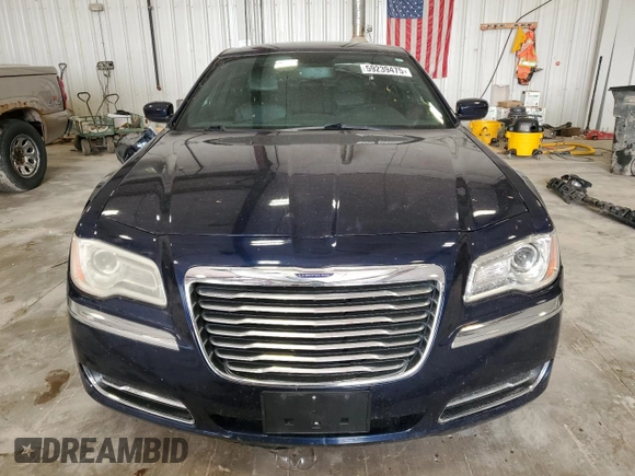 2013 Chrysler 300 z VIN 2C3CCAAG3DH699216, wystawiony jako Copart lot #59239475 z przebiegiem 131 731 mil mil oraz Nie do naprawy • Non repairable. Historia ofert i sprzedaży dostępna na DreamBid. Obrazek 5.