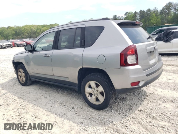 2017 Jeep Compass Sport z VIN 1C4NJCBB9HD117714, wystawiony jako Copart lot #52106065 z przebiegiem 169 246 mil mil oraz Szkoda całkowita • Salvage title. Historia ofert i sprzedaży dostępna na DreamBid. Obrazek 2.