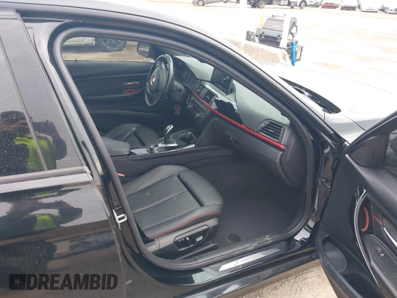 2014 BMW 3 Series 328i xDrive with VIN WBA3B3G57ENR82319, listed as a IAAI auction lot 41655950 with 130,926 mi miles. Bid and sale history available at carsss.com. Image 5.