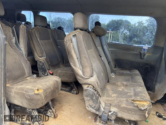2016 Ford Transit XL z VIN 1FBZX2ZM3GKA39429, wystawiony jako IAAI lot #42789691 z przebiegiem 180 054 mil mil oraz . Historia ofert i sprzedaży dostępna na DreamBid. Obrazek 25.