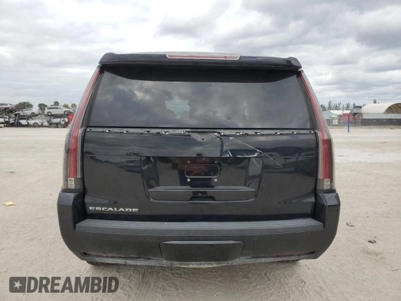 2018 Cadillac Escalade Luxury z VIN 1GYS3BKJ9JR198263, wystawiony jako Copart lot #81517084 z przebiegiem Nie podano mil oraz Szkody całkowita. Historia ofert i sprzedaży dostępna na DreamBid. Obrazek 6.