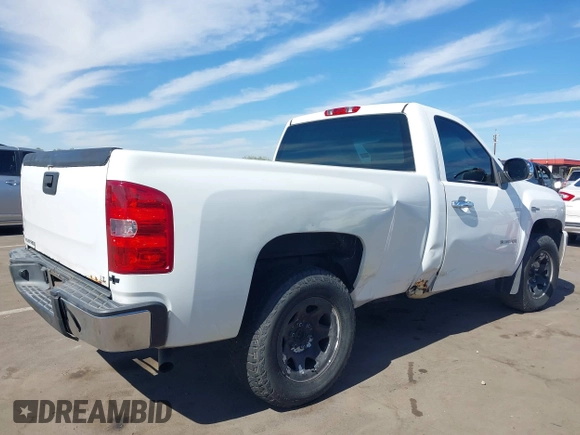 2009 Chevrolet Silverado 1500 Work Truck with VIN 1GCEC14019Z276063, listed as a IAAI auction lot 41654795 with 190,331 mi miles. Bid and sale history available at carsss.com. Image 6.