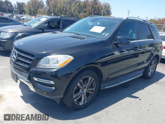 2013 Mercedes-Benz M 350 z VIN 4JGDA5JBXDA121125, wystawiony jako IAAI lot #42327674 z przebiegiem 180 273 mil mil oraz . Historia ofert i sprzedaży dostępna na DreamBid. Obrazek 2.
