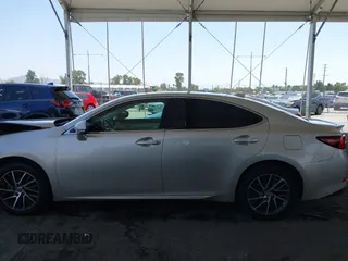 2017 Lexus ES 350 with VIN 58ABK1GG4HU059962, listed as a IAAI auction lot 42289970 with 100,887 mi miles and . Bid and sale history available at DreamBid. Image 15.