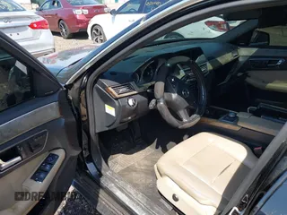 2010 Mercedes-Benz E 350 Luxury с VIN WDDHF8HB6AA139105, выставлен на аукционе IAAI как лот 42186932 с пробегом Не указан миль и . История ставок и продаж доступна на DreamBid. Изображение 5.