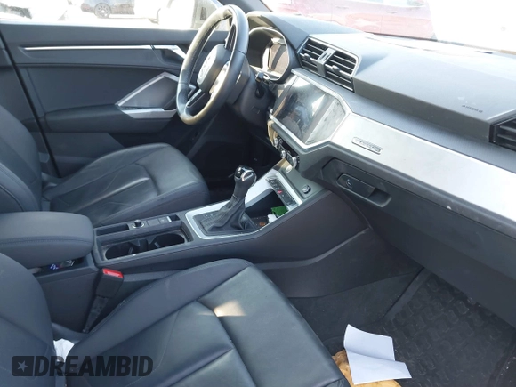 2020 Audi Q3 Premium with VIN WA1AECF37L1071150, listed as a IAAI auction lot 41698945 with 47,821 mi miles. Bid and sale history available at carsss.com. Image 5.