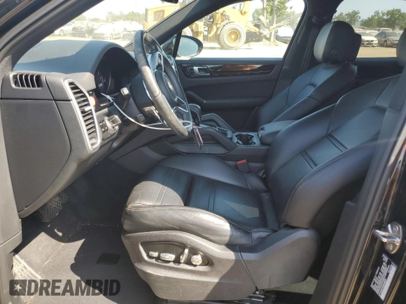2019 Porsche Cayenne с VIN WP1AA2AY3KDA08539, выставлен на аукционе Copart как лот 60115345 с пробегом 43 768 миль миль и Списание • Salvage title. История ставок и продаж доступна на DreamBid. Изображение 7.