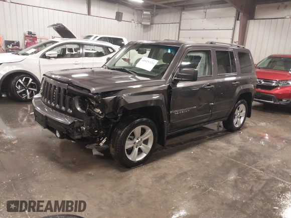 2016 Jeep Patriot Latitude with VIN 1C4NJRFB4GD522942, listed as a IAAI auction lot 40929024 with 86,954 mi miles. Bid and sale history available at carsss.com. Image 17.