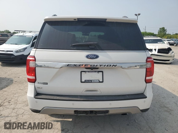 2019 Ford Expedition XLT with VIN 1FMJU1HT3KEA48235, listed as a Copart auction lot 58301275 with 104,919 mi miles and Salvage title. Bid and sale history available at DreamBid. Image 6.