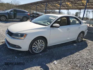 2012 Volkswagen Jetta SEL с VIN 3VWLX7AJ2CM398996, выставлен на аукционе Copart как лот 48618985 с пробегом 107 832 миль миль и Списание • Salvage title. История ставок и продаж доступна на DreamBid. Изображение 1.