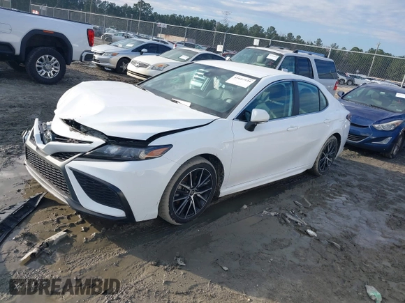 2022 Toyota Camry SE with VIN 4T1G11AK6NU713742, listed as a IAAI auction lot 41607534 with 64,181 mi miles. Bid and sale history available at carsss.com. Image 17.